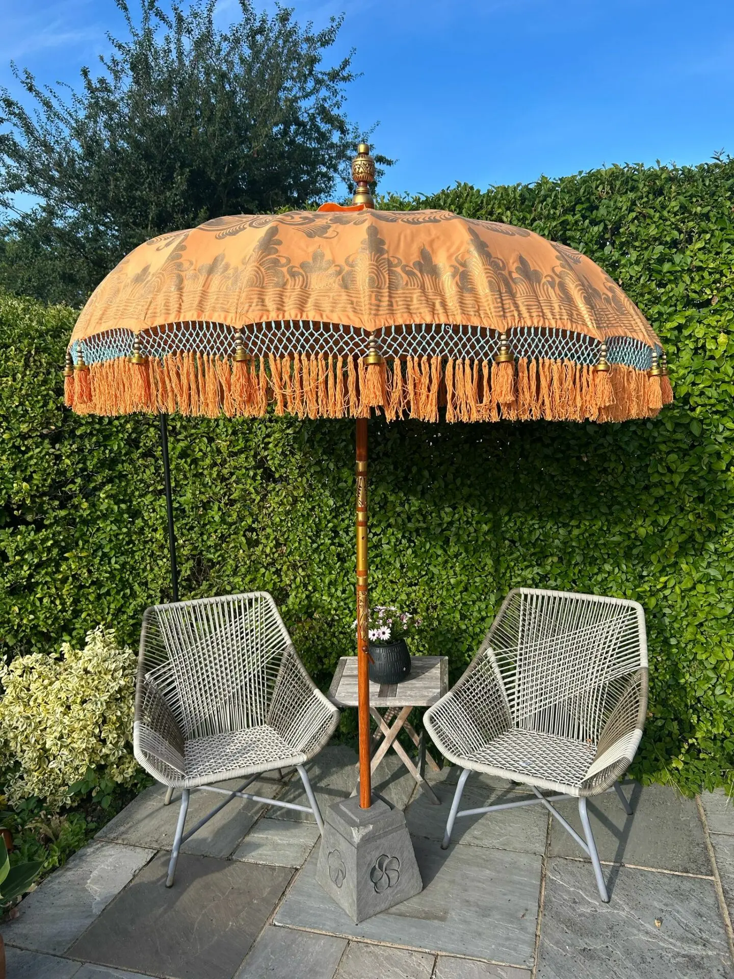 Balinese Round Bamboo Parasol – Coral and Gold